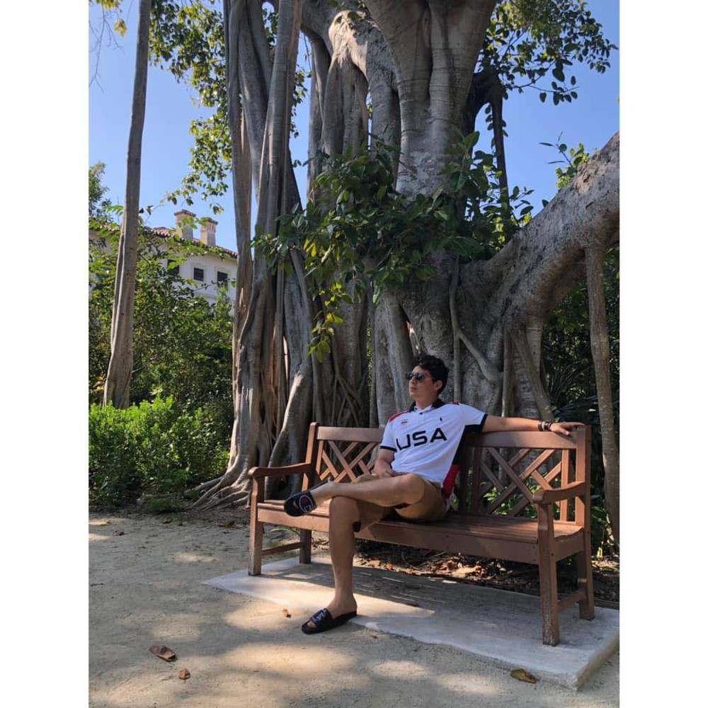 Meet your Posher, Anthony